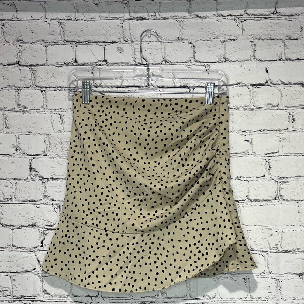 NWOT Pink Lily Lasting Impression Tan Leopard Print Mini Skirt - Picture 2 of 11